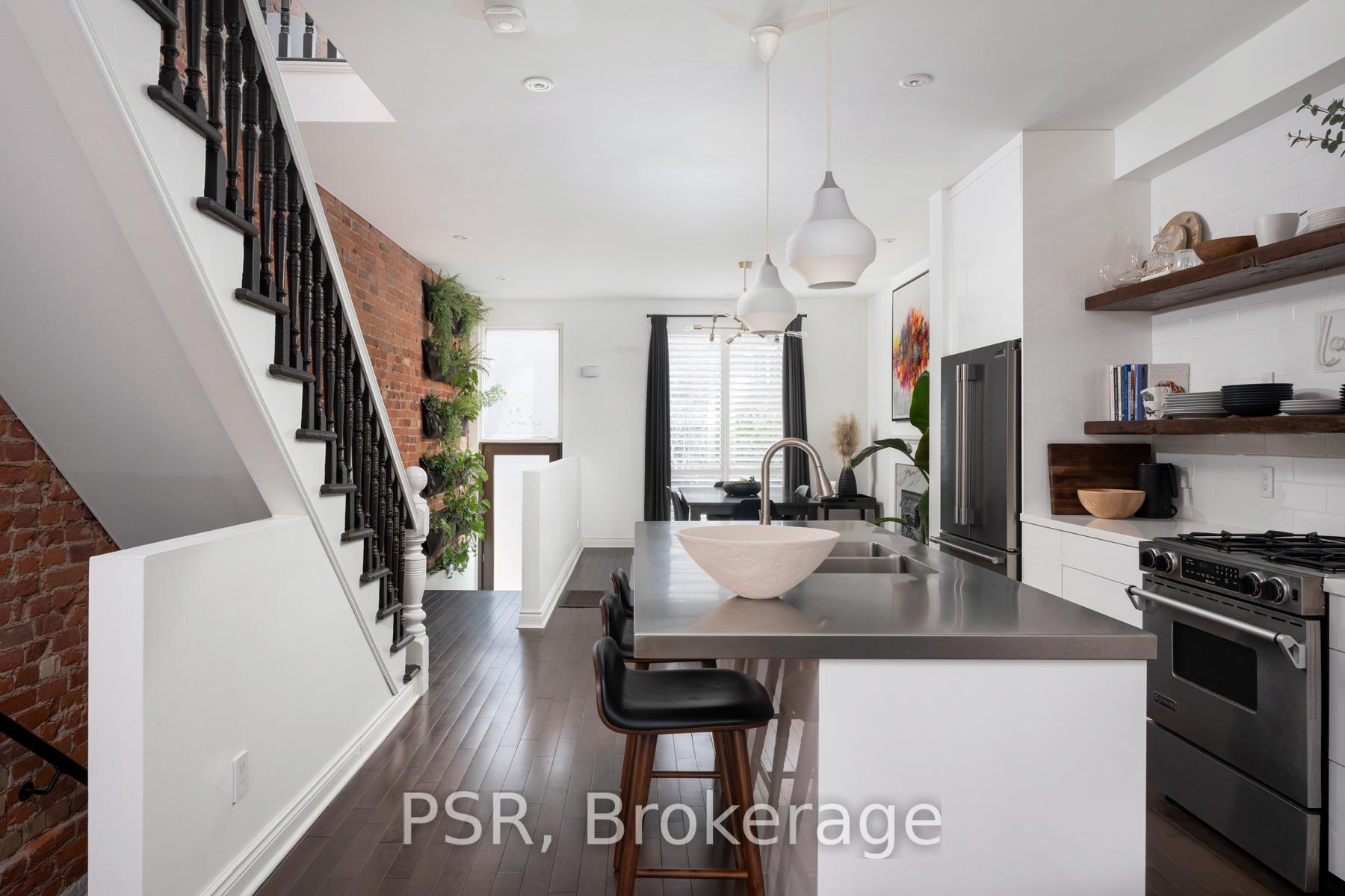 Photo 15 of 328 Logan Avenue, Toronto, South Riverdale — HOMEH