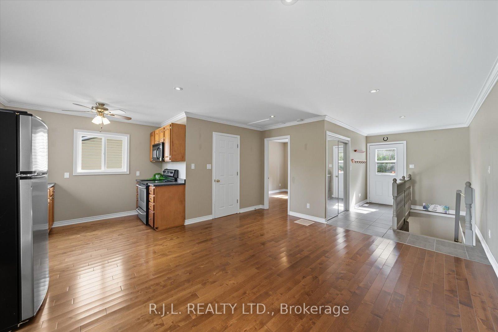 Photo 8 of 178 Platten Boulevard, Scugog, Rural Scugog — HOMEH