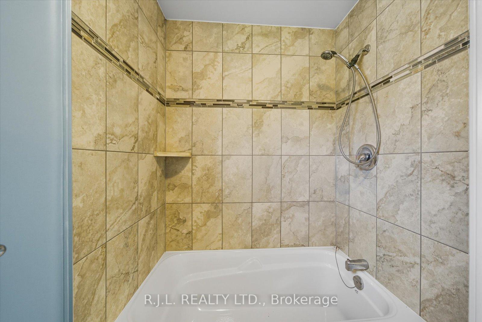 Photo 20 of 178 Platten Boulevard, Scugog, Rural Scugog — HOMEH