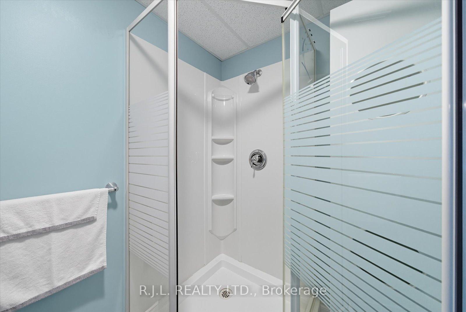Photo 31 of 178 Platten Boulevard, Scugog, Rural Scugog — HOMEH