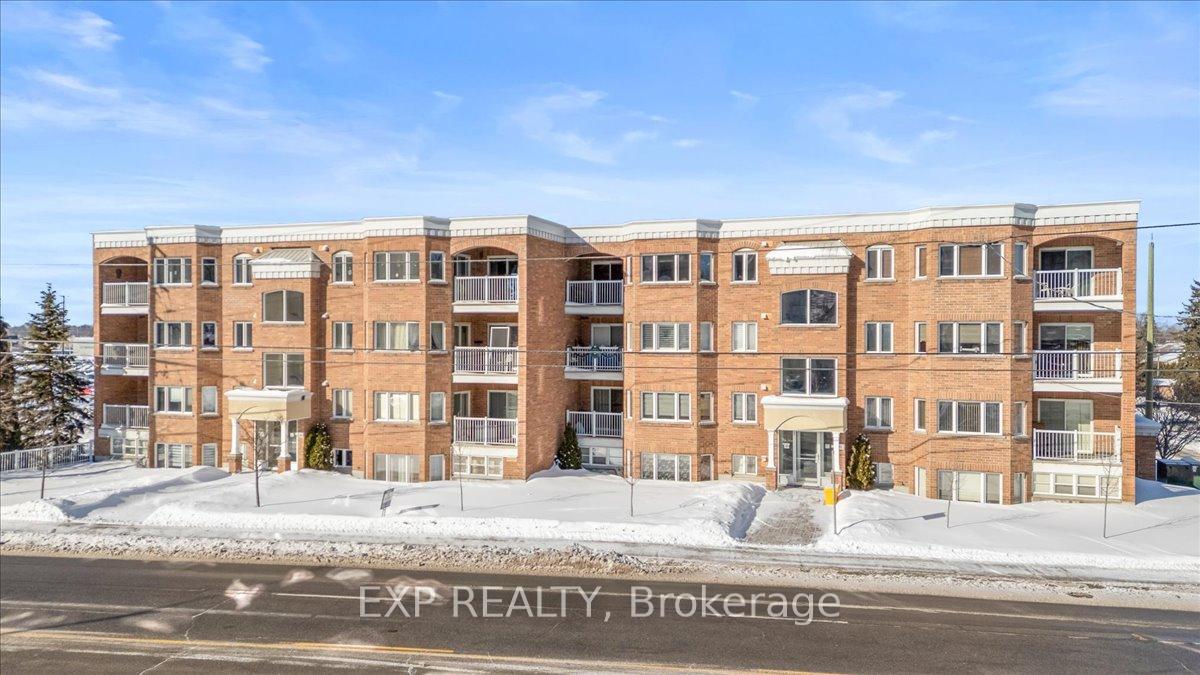 Front of Unit 307, 1931 St. Joseph Boulevard
