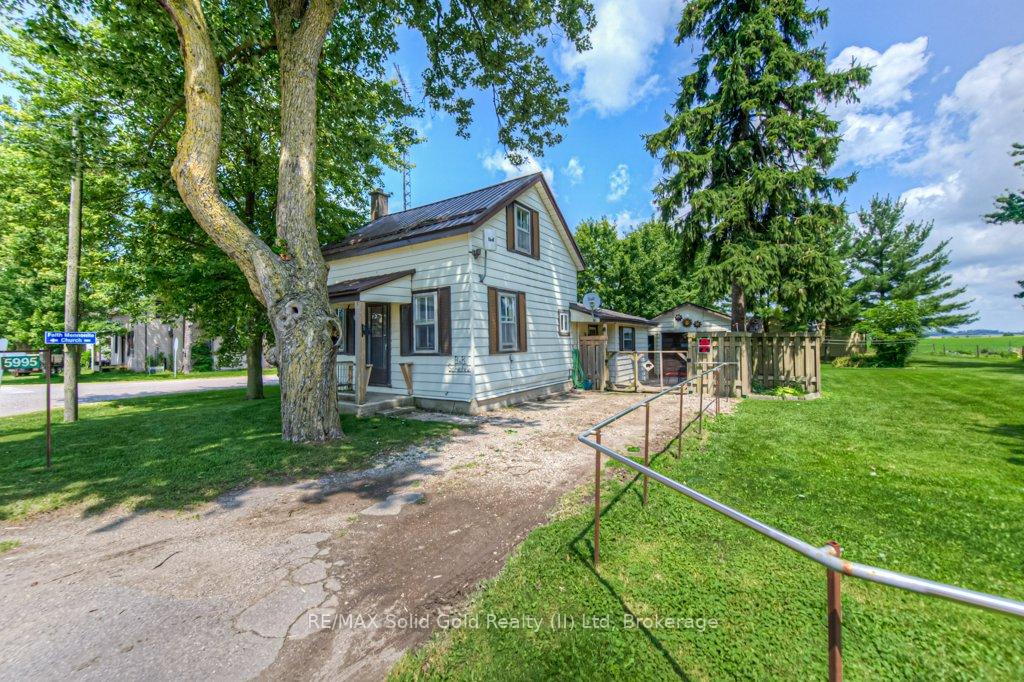 Photo 2 of 5995 Deborah Glaister Line, Wellesley — HOMEH