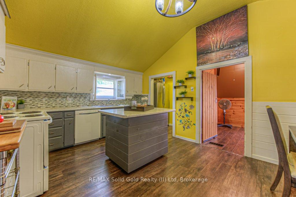 Photo 8 of 5995 Deborah Glaister Line, Wellesley — HOMEH