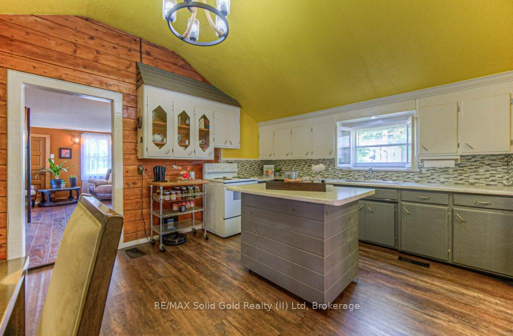 Photo 9 of 5995 Deborah Glaister Line, Wellesley — HOMEH