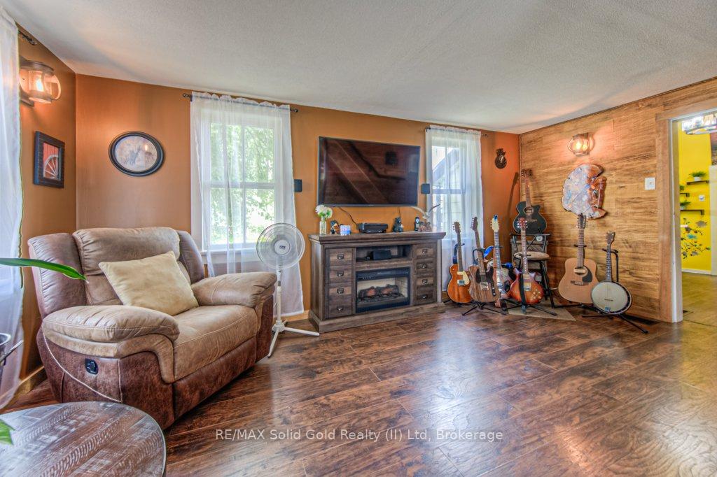 Photo 12 of 5995 Deborah Glaister Line, Wellesley — HOMEH