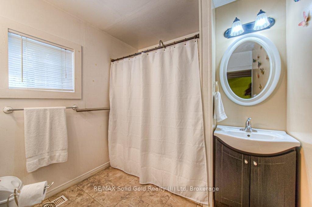 Photo 20 of 5995 Deborah Glaister Line, Wellesley — HOMEH
