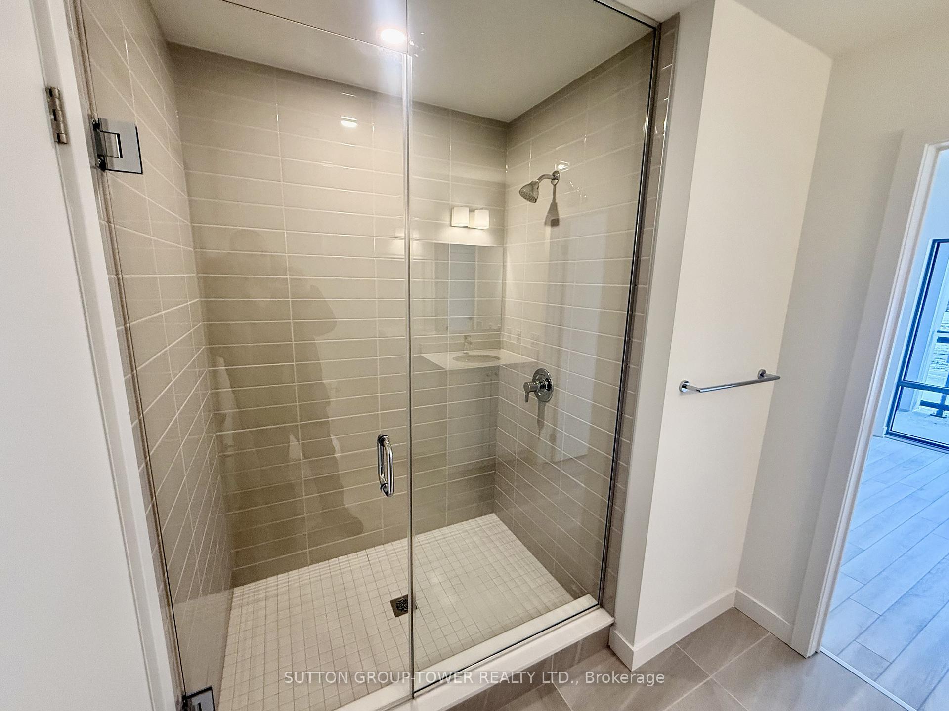 Photo 12 of Unit 117, 51 Clarington Boulevard, Clarington, Bowmanville — HOMEH