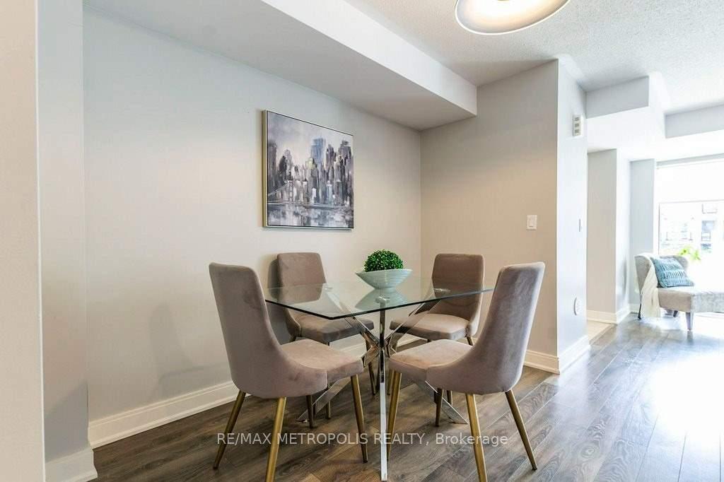 Photo 4 of Unit 33, 100 Dufay Road, Brampton, Northwest Brampton — HOMEH