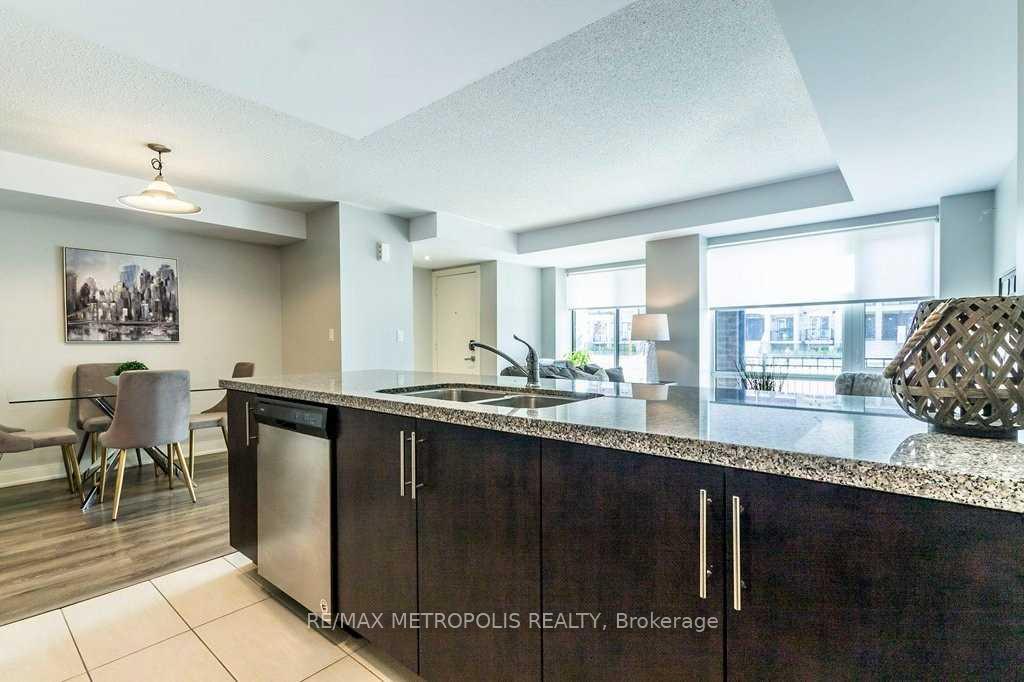 Photo 6 of Unit 33, 100 Dufay Road, Brampton, Northwest Brampton — HOMEH