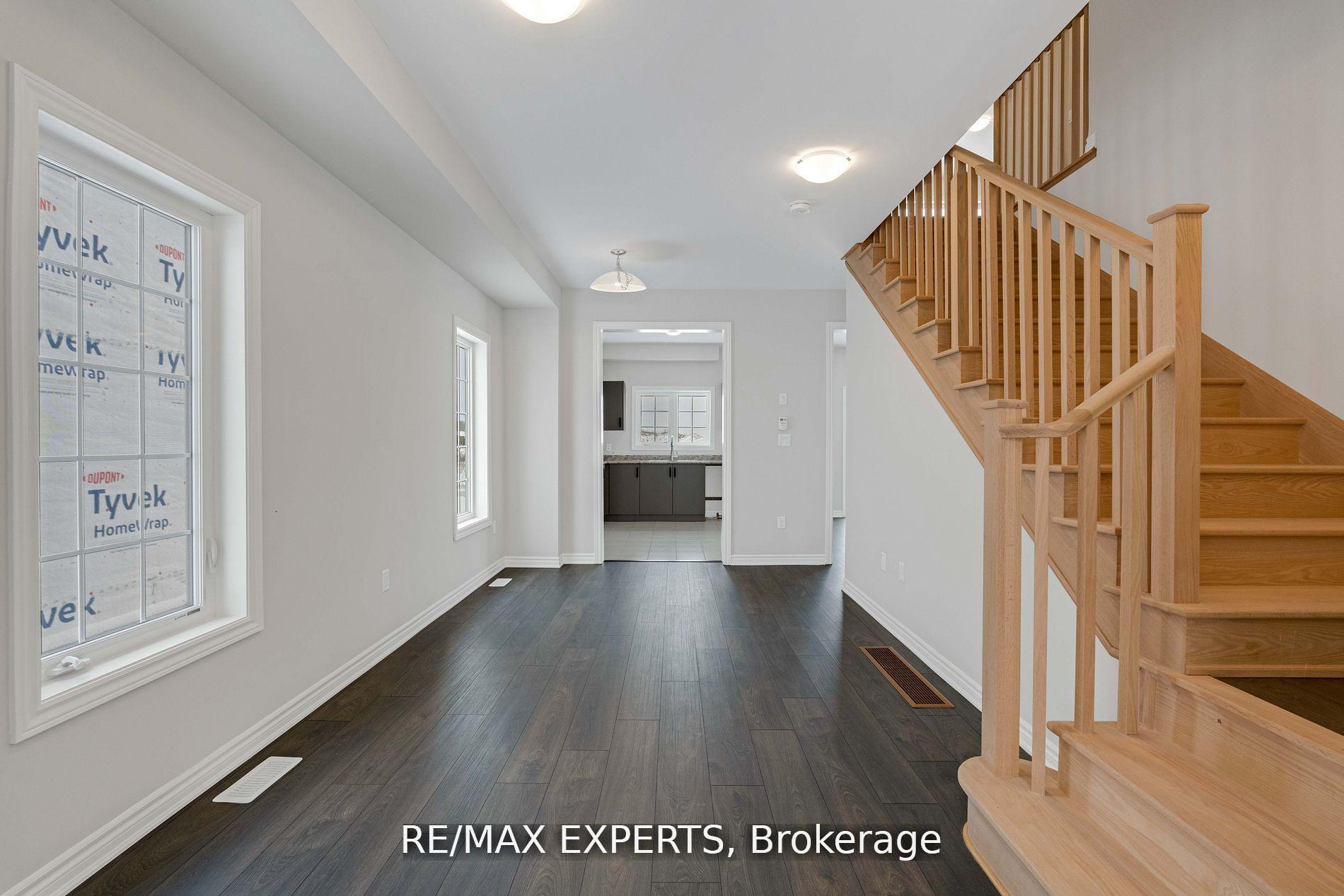 Photo 4 of 282 Springfield Crescent, Clearview, Stayner — HOMEH