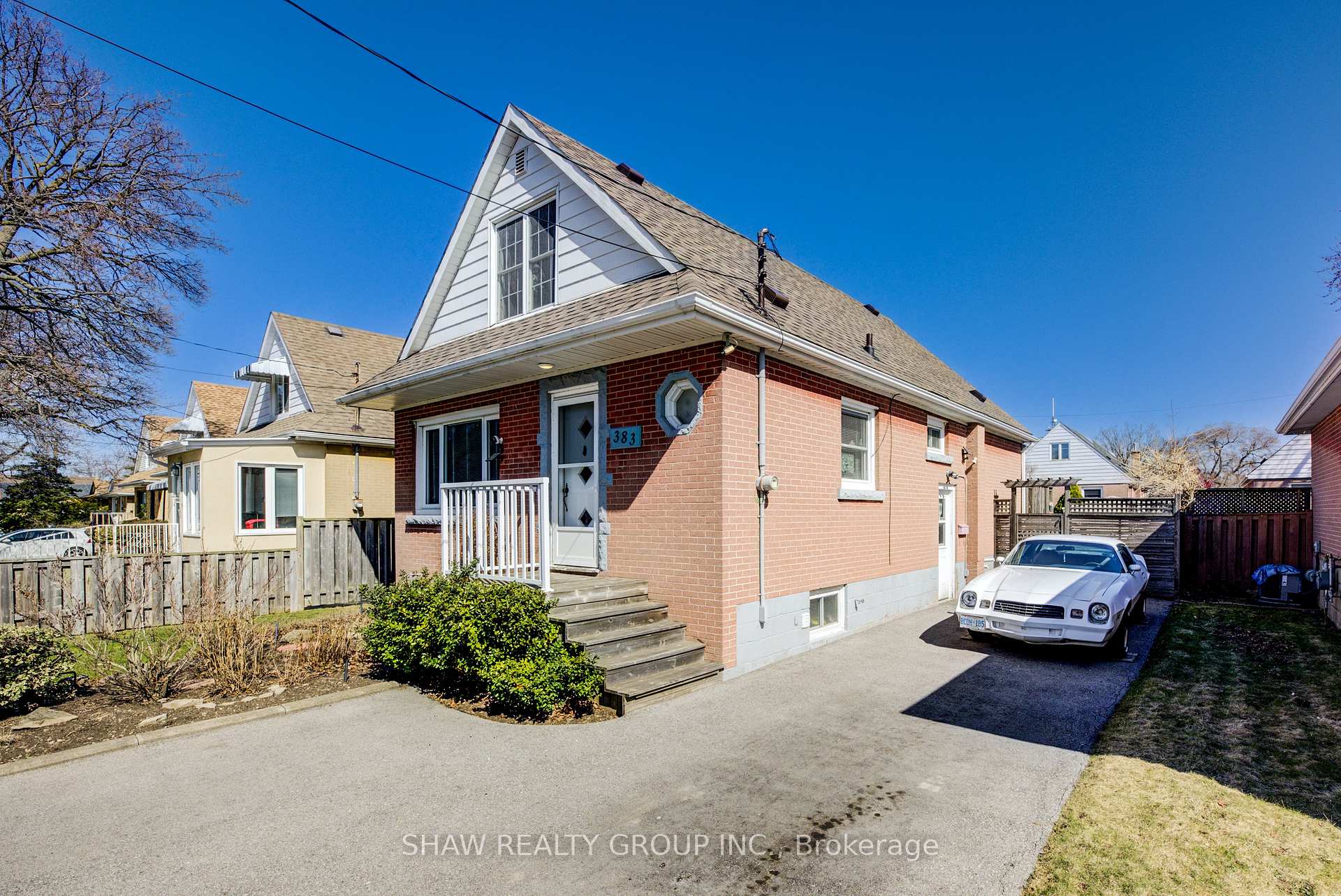 Photo 4 of 383 East 14TH Street, Hamilton, Inch Park — HOMEH