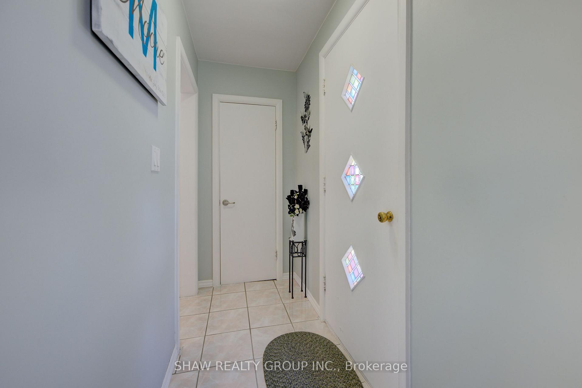 Photo 5 of 383 East 14TH Street, Hamilton, Inch Park — HOMEH