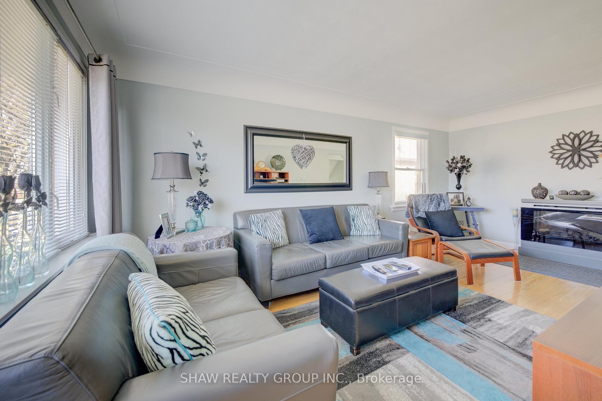 Photo 6 of 383 East 14TH Street, Hamilton, Inch Park — HOMEH