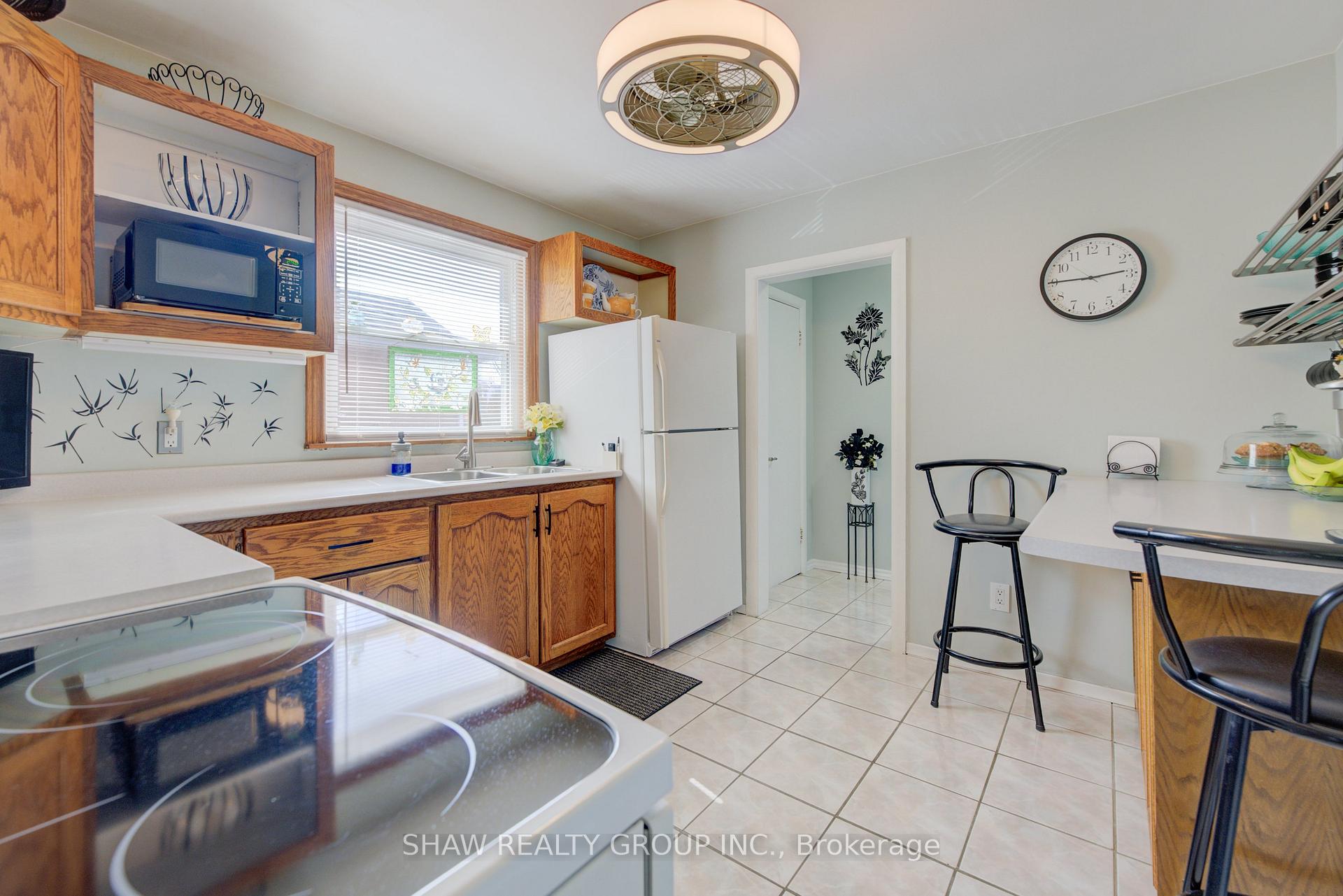 Photo 13 of 383 East 14TH Street, Hamilton, Inch Park — HOMEH