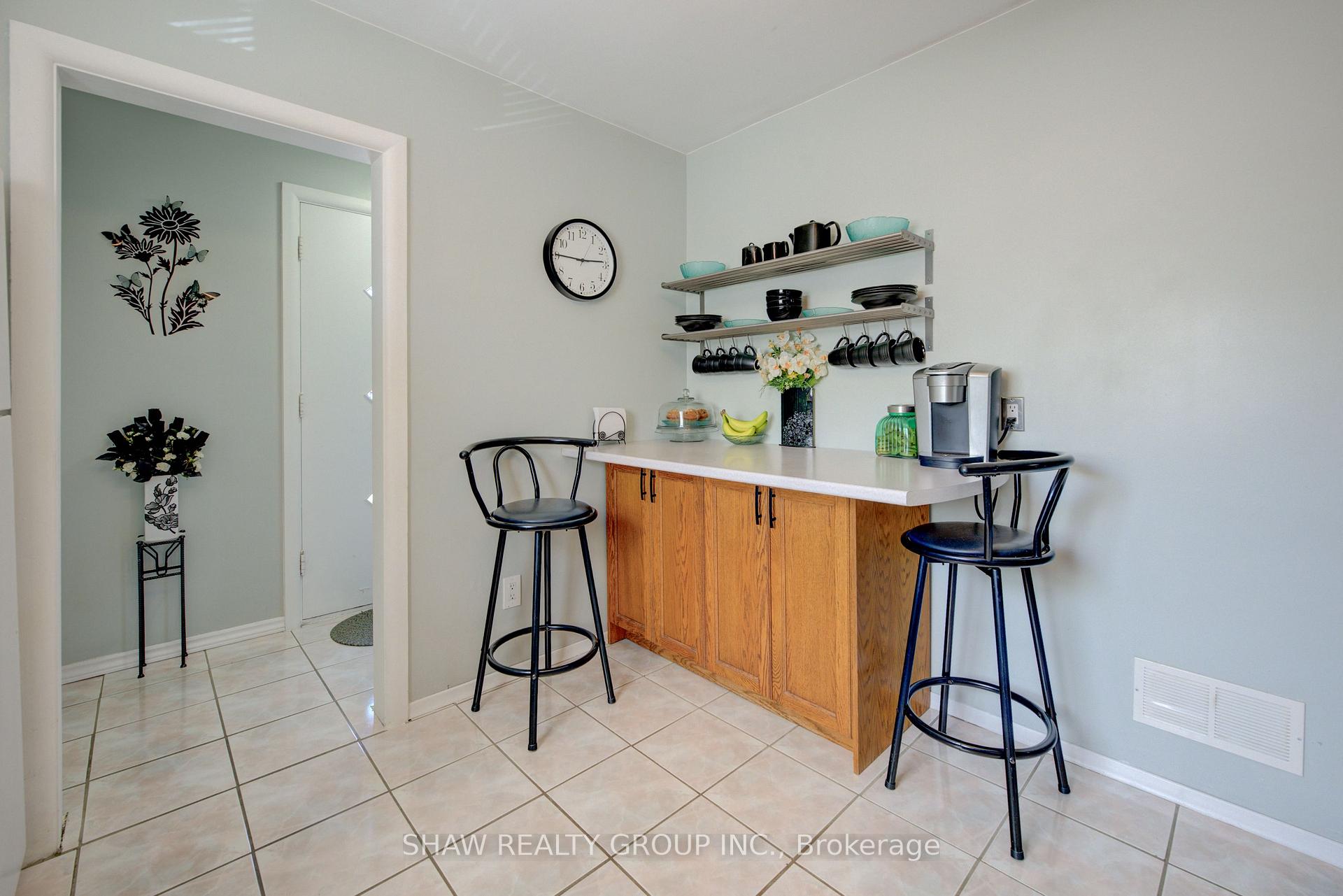 Photo 14 of 383 East 14TH Street, Hamilton, Inch Park — HOMEH
