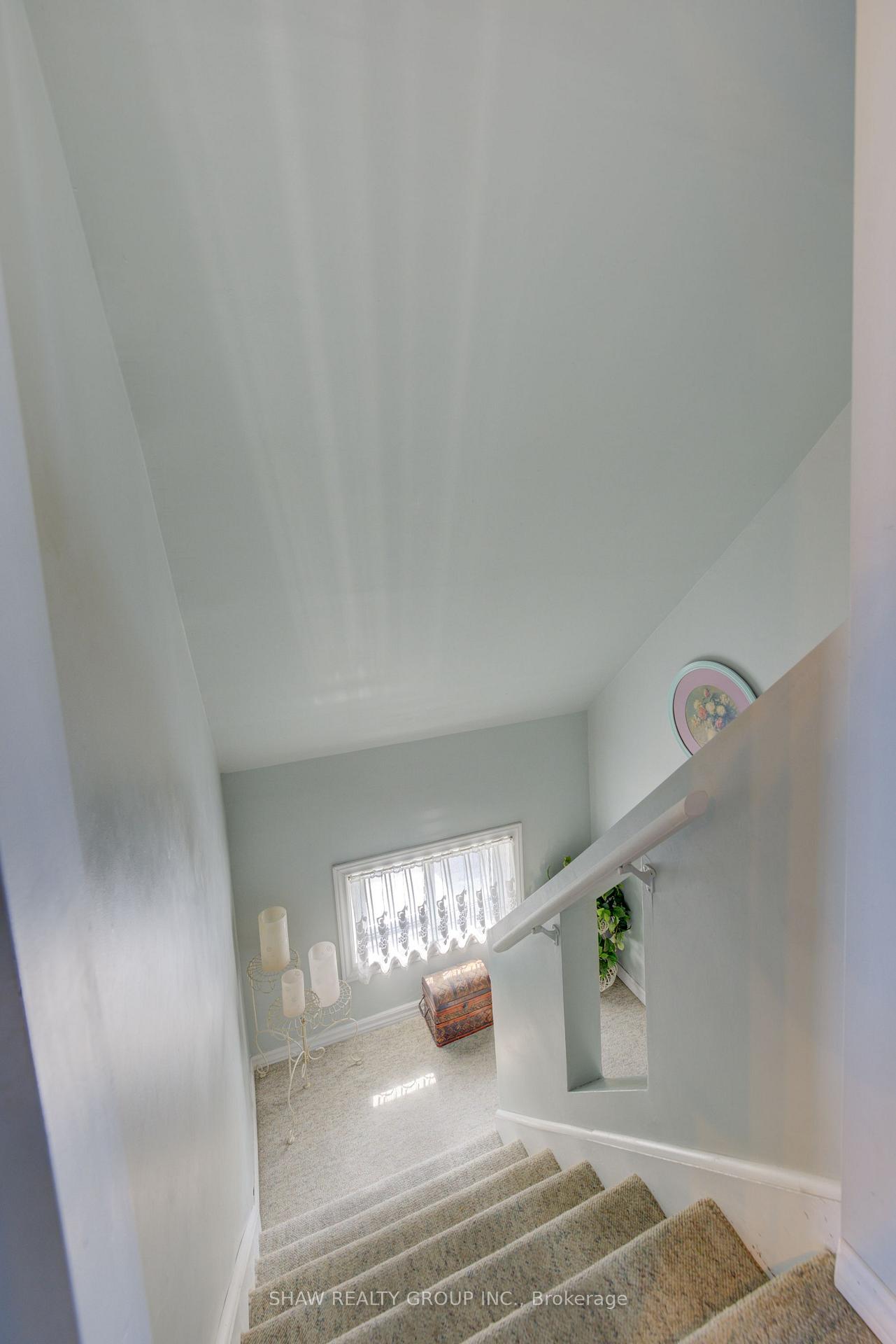 Photo 20 of 383 East 14TH Street, Hamilton, Inch Park — HOMEH