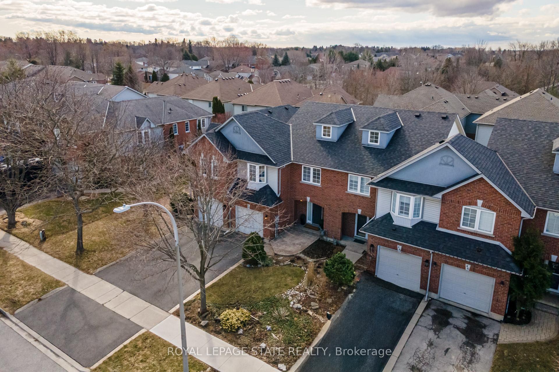 Photo 2 of 50 Valridge Drive, Hamilton, Ancaster — HOMEH