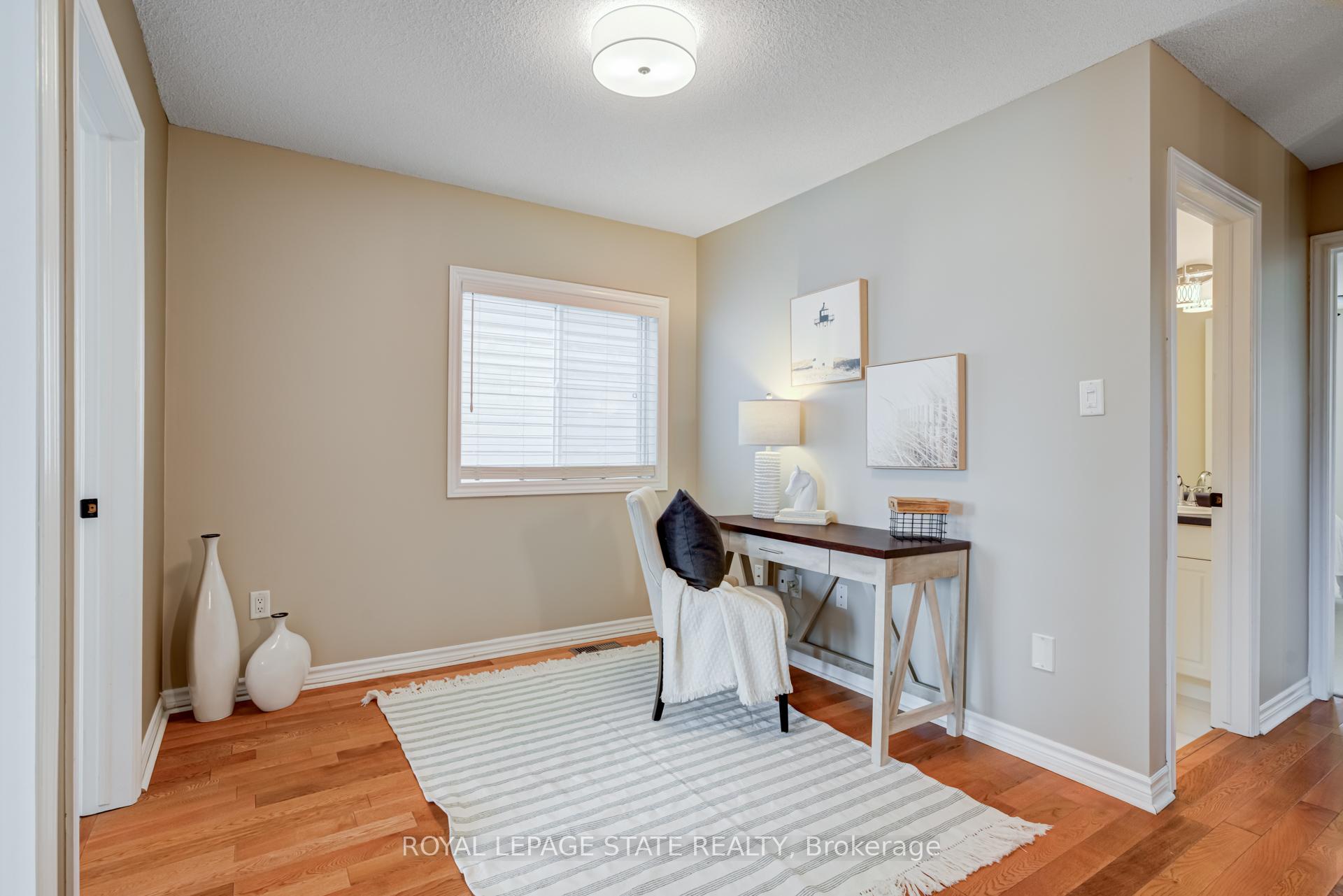 Photo 18 of 50 Valridge Drive, Hamilton, Ancaster — HOMEH