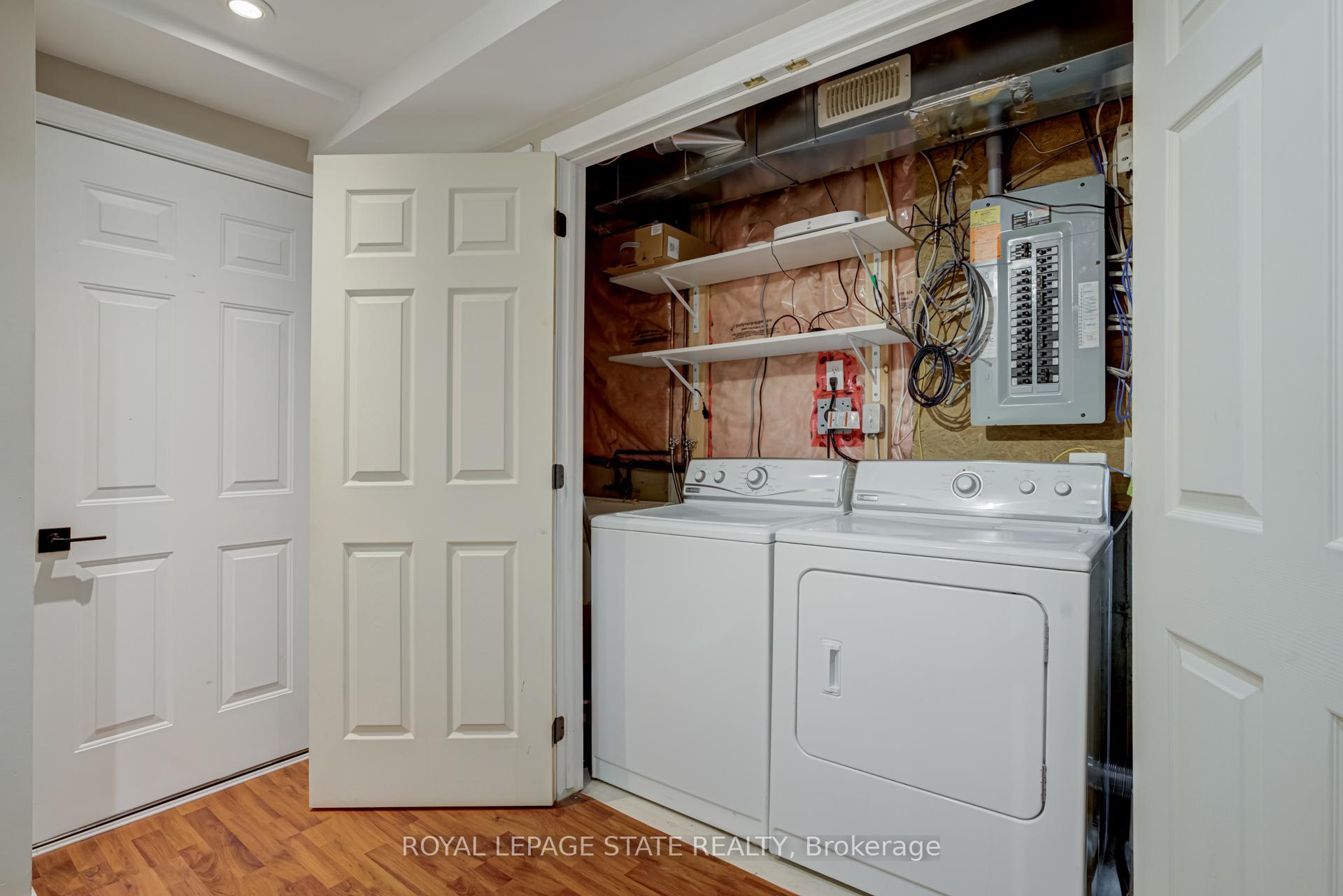 Photo 35 of 50 Valridge Drive, Hamilton, Ancaster — HOMEH