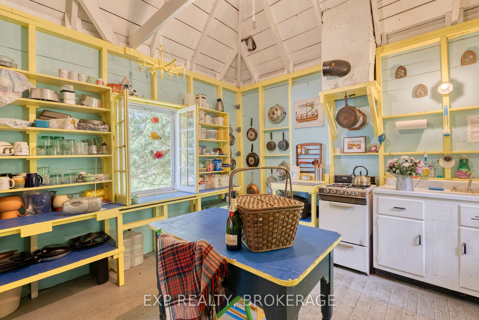 Photo 12 of Island S, Frontenac, Frontenac Centre — HOMEH
