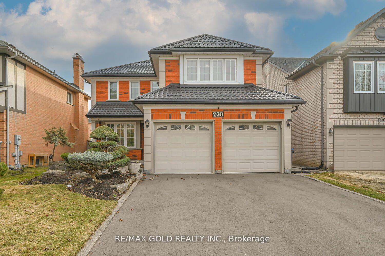Photo 1 of 238 Fernforest Drive, Brampton, Sandringham-Wellington — HOMEH