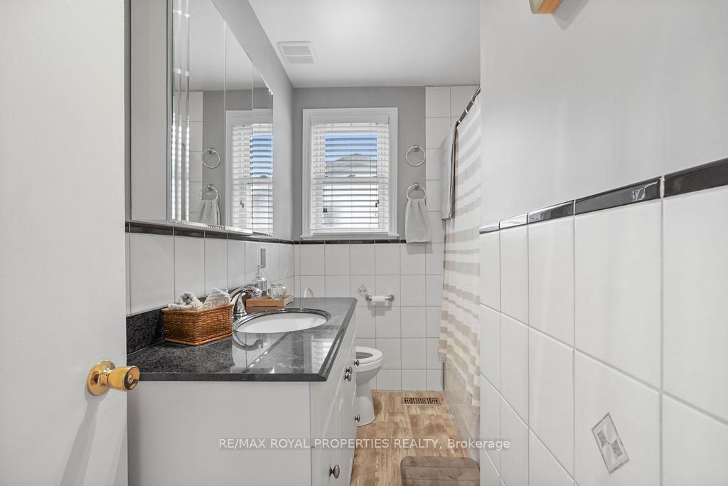 Photo 10 of 27 David Avenue, Hamilton, Hill Park — HOMEH