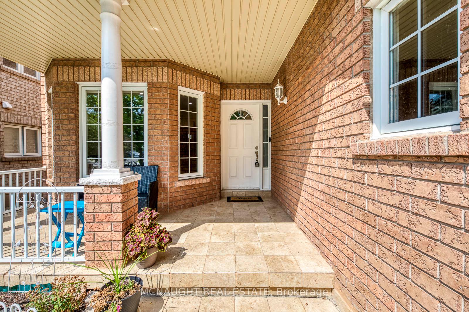 Photo 2 of 101 Letty Avenue, Brampton, Fletcher's West — HOMEH