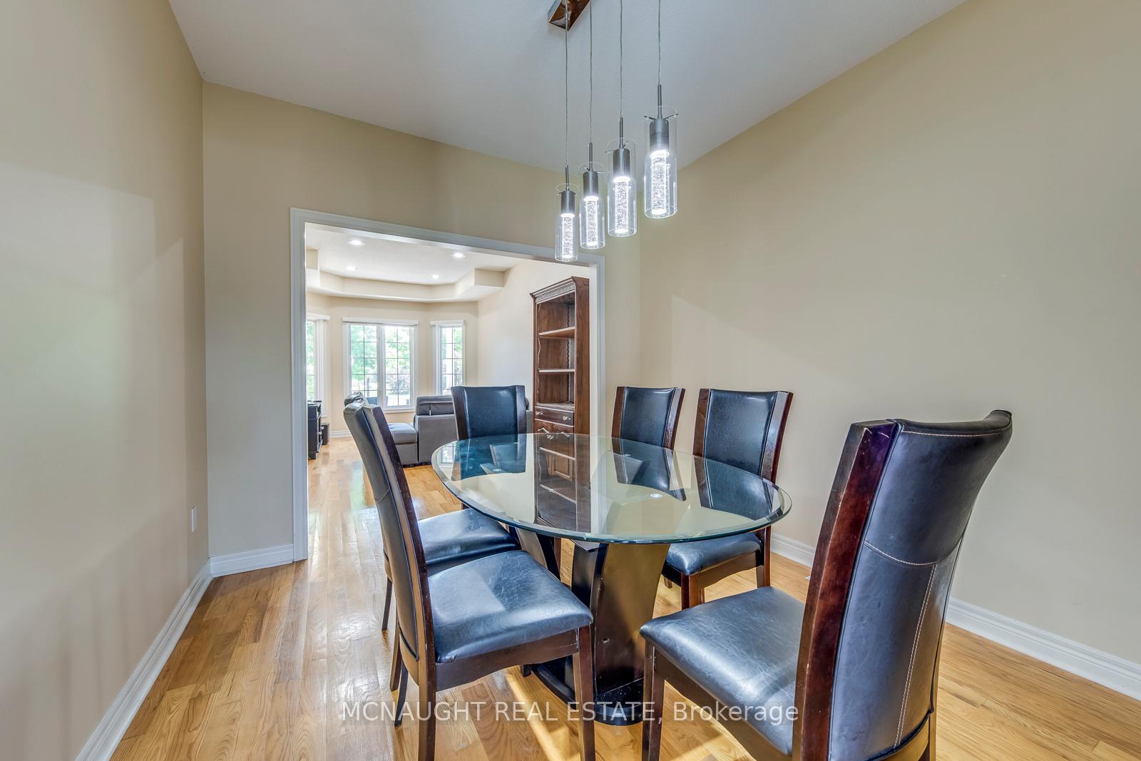 Photo 10 of 101 Letty Avenue, Brampton, Fletcher's West — HOMEH