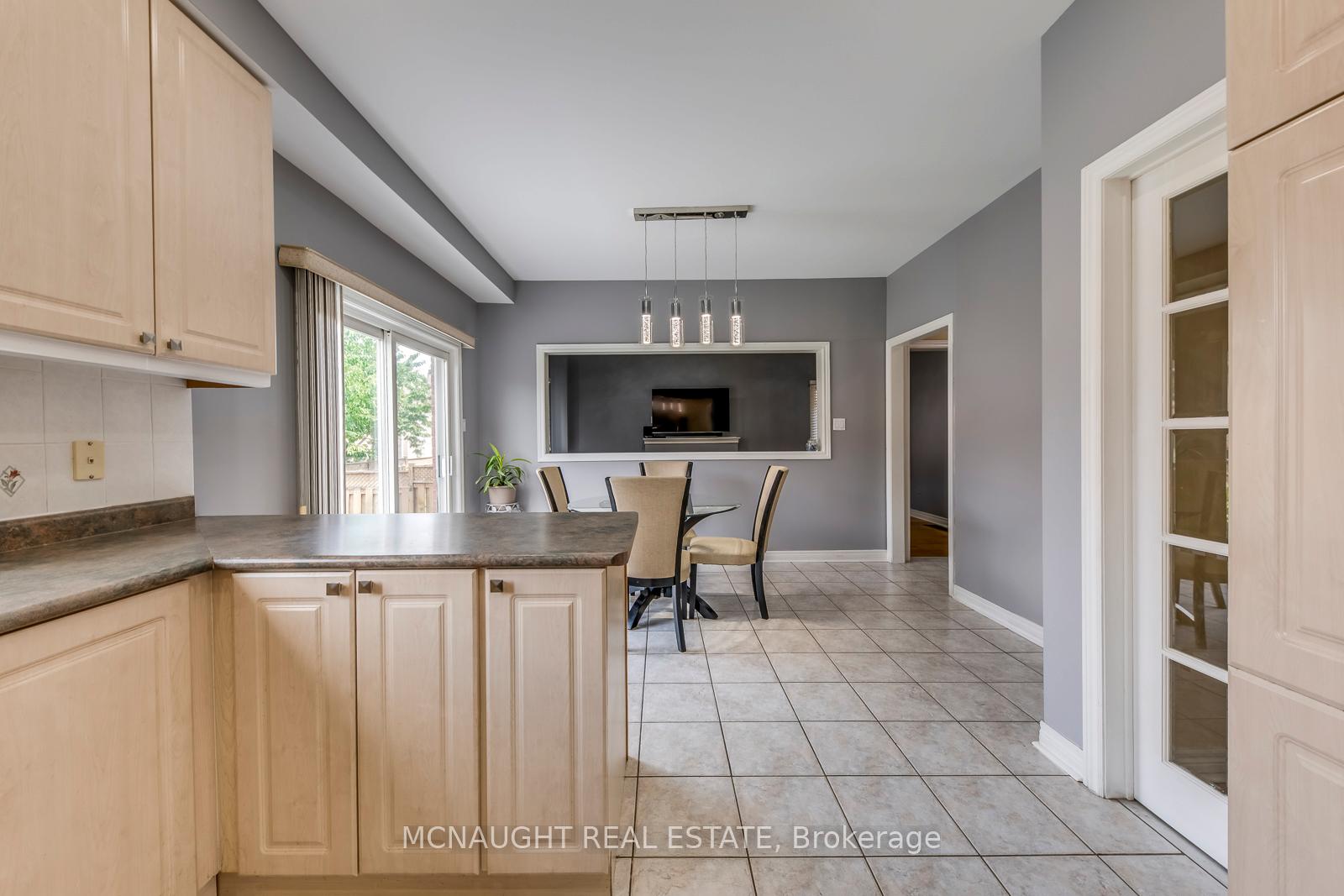 Photo 25 of 101 Letty Avenue, Brampton, Fletcher's West — HOMEH