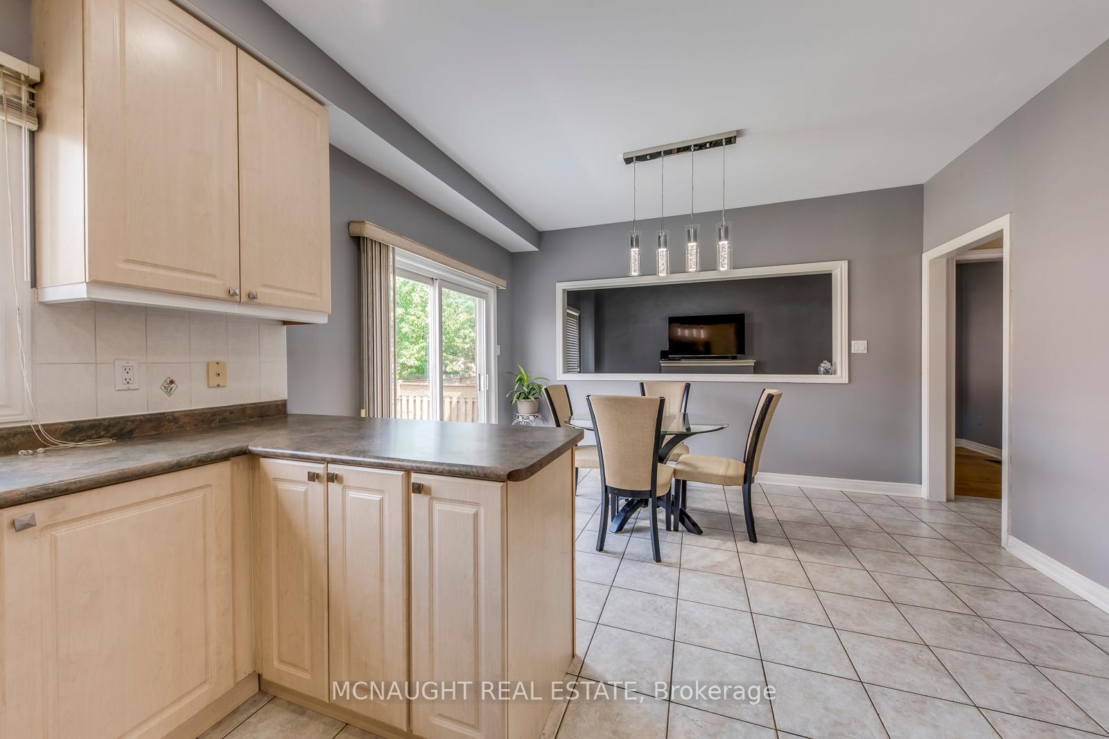 Photo 26 of 101 Letty Avenue, Brampton, Fletcher's West — HOMEH