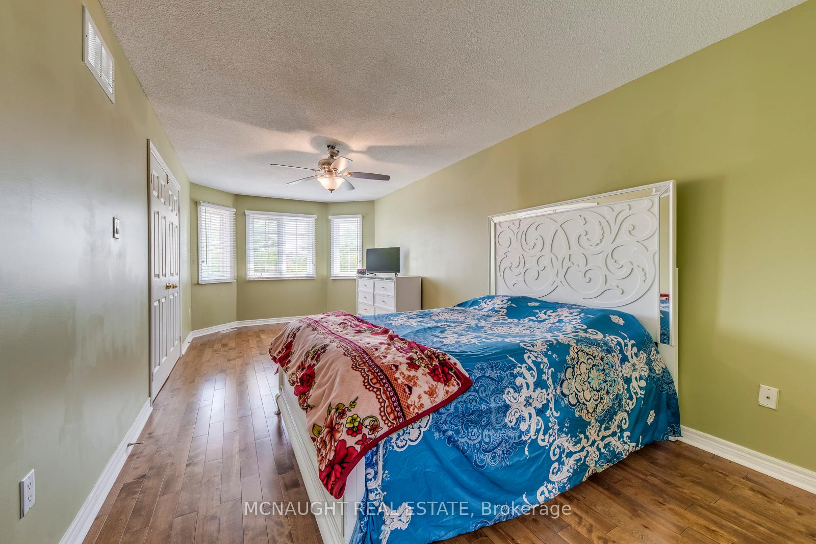 Photo 31 of 101 Letty Avenue, Brampton, Fletcher's West — HOMEH