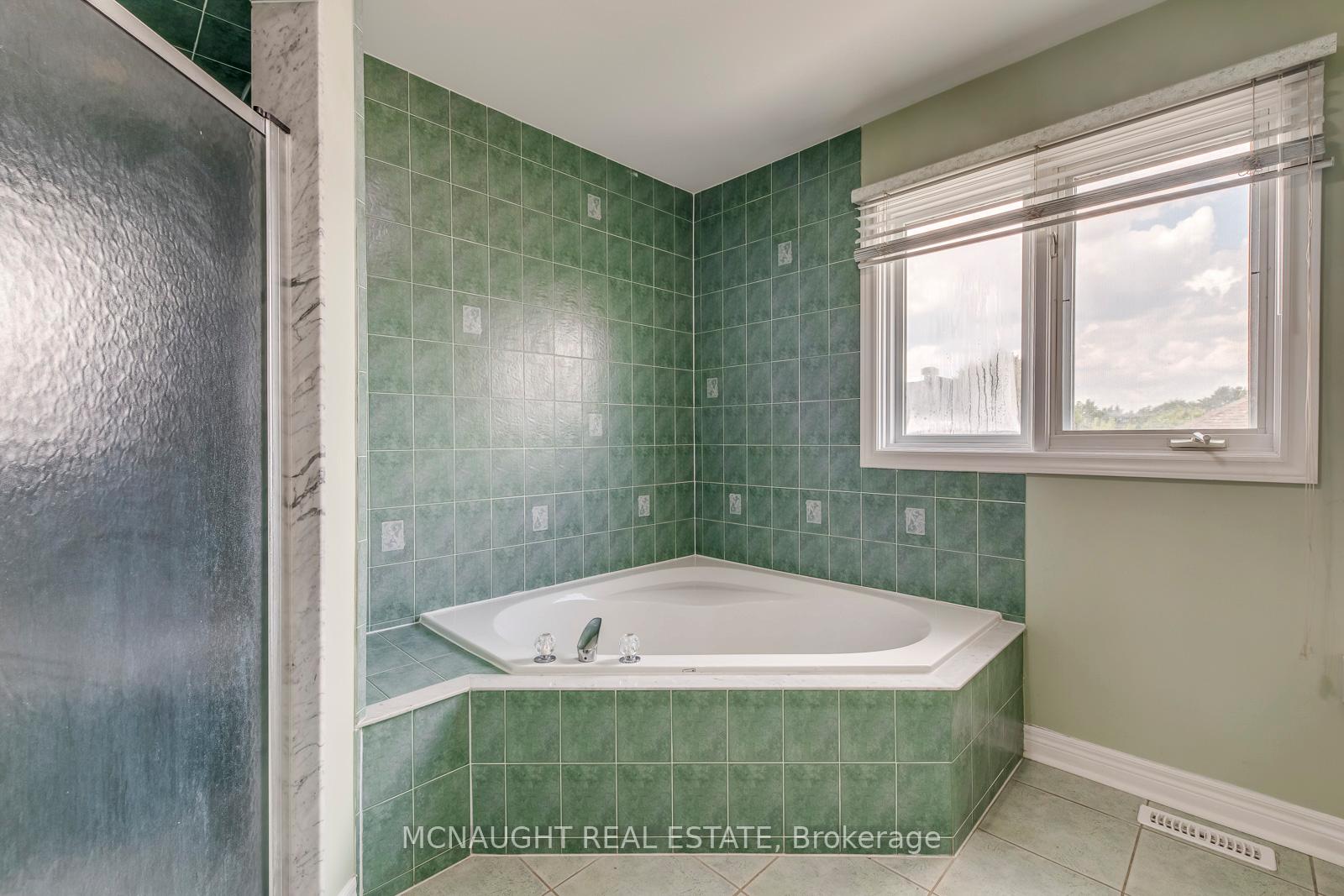 Photo 35 of 101 Letty Avenue, Brampton, Fletcher's West — HOMEH