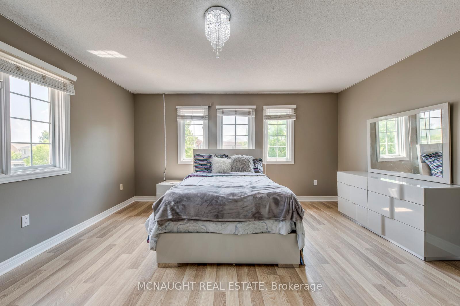Photo 36 of 101 Letty Avenue, Brampton, Fletcher's West — HOMEH