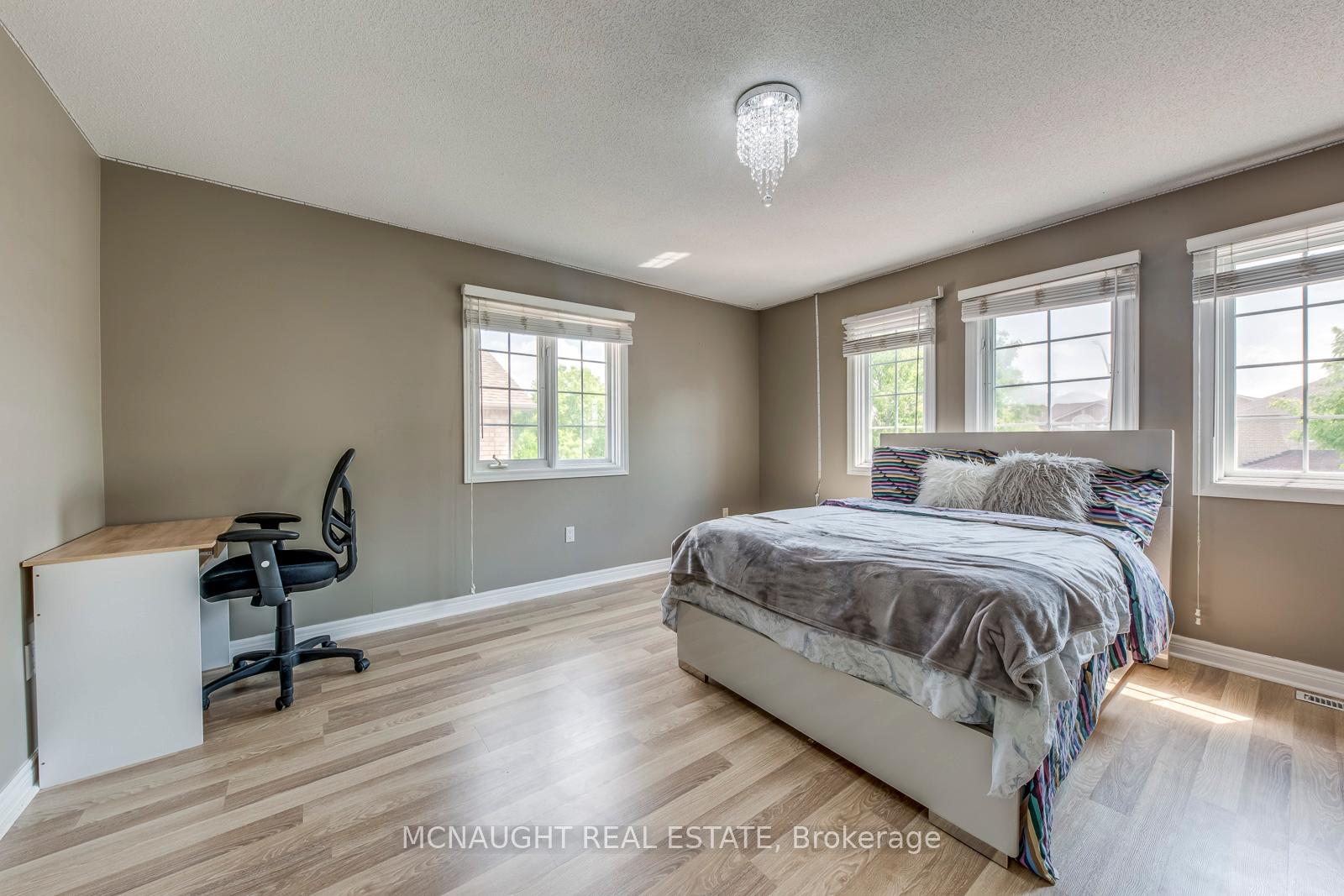 Photo 38 of 101 Letty Avenue, Brampton, Fletcher's West — HOMEH