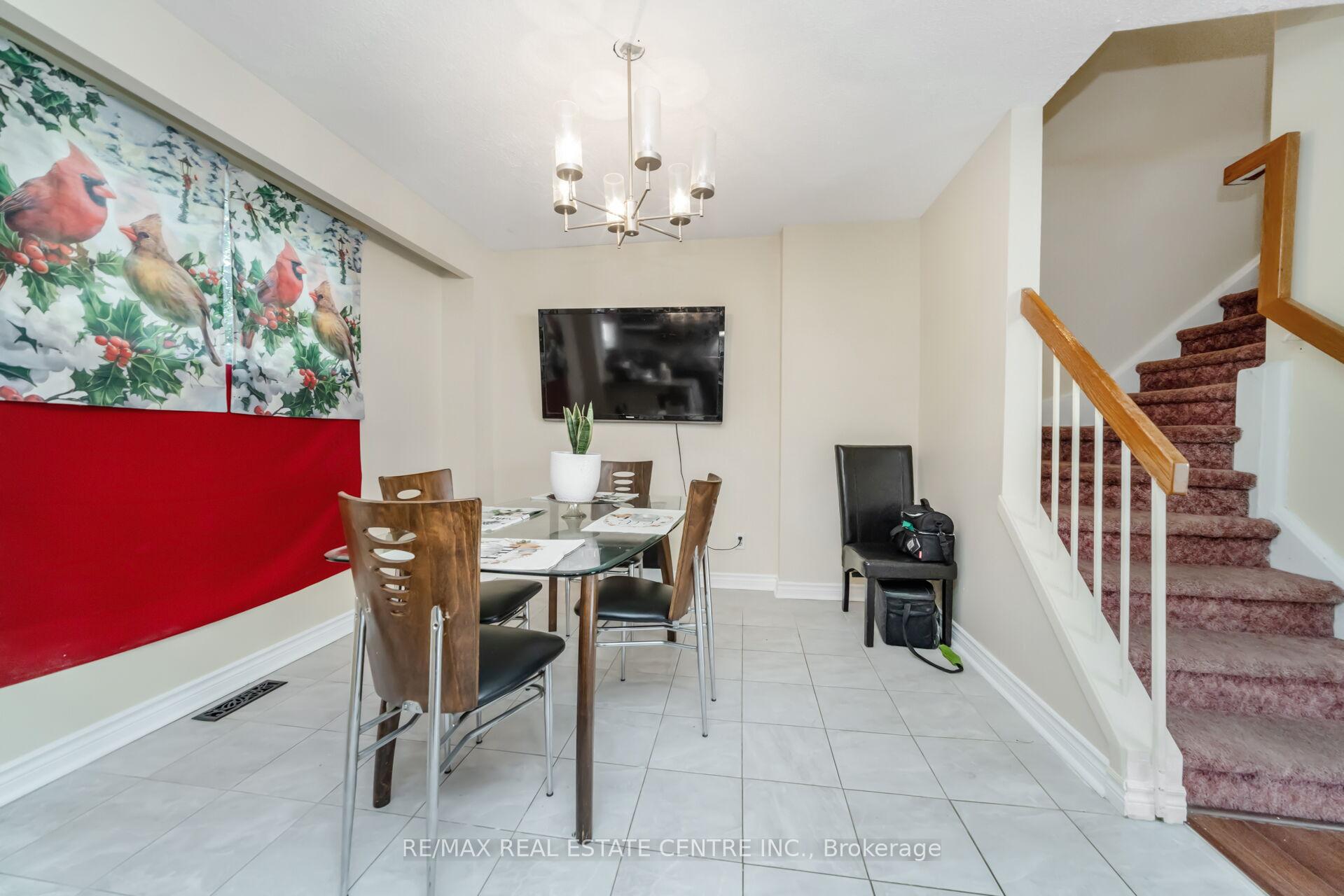 Photo 29 of 10 Fanshawe Drive, Brampton, Heart Lake West — HOMEH