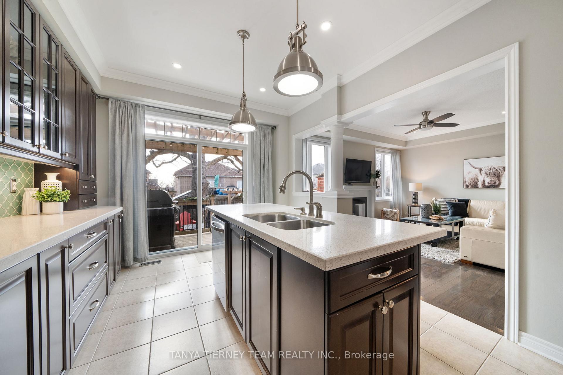 Photo 14 of 147 Harbourside Drive, Whitby, Port Whitby — HOMEH