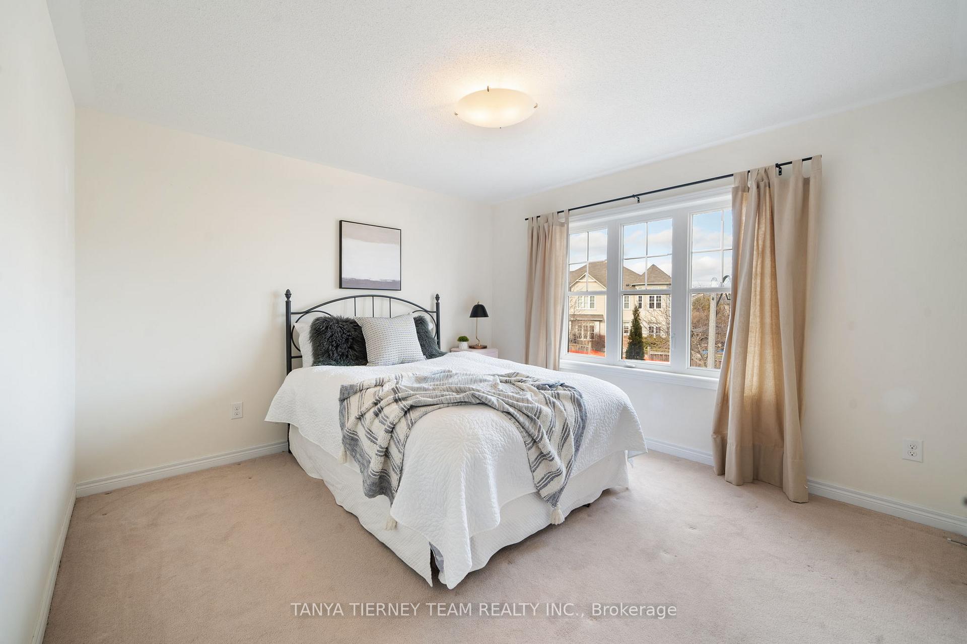Photo 29 of 147 Harbourside Drive, Whitby, Port Whitby — HOMEH