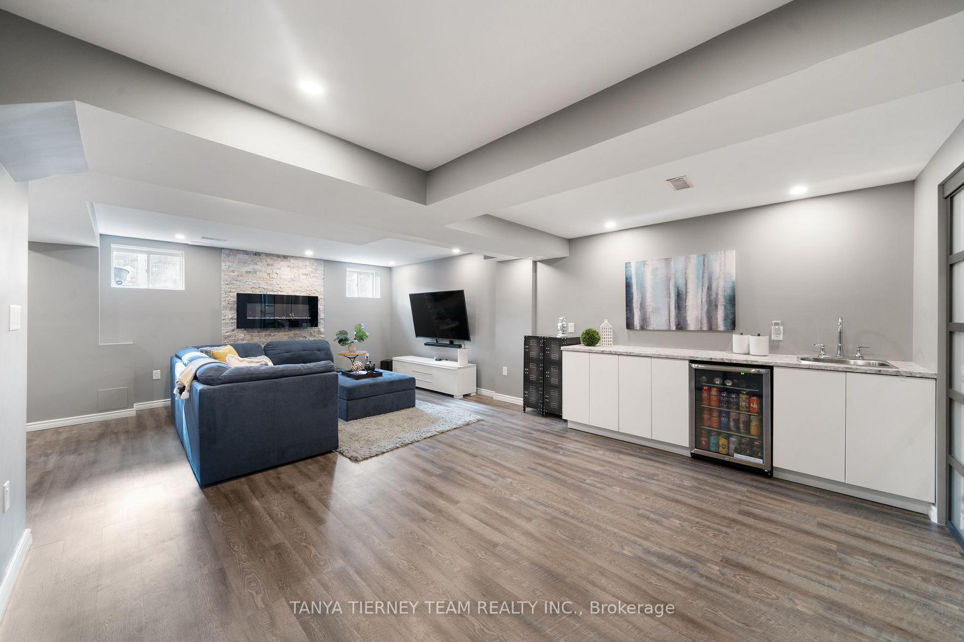 Photo 31 of 147 Harbourside Drive, Whitby, Port Whitby — HOMEH