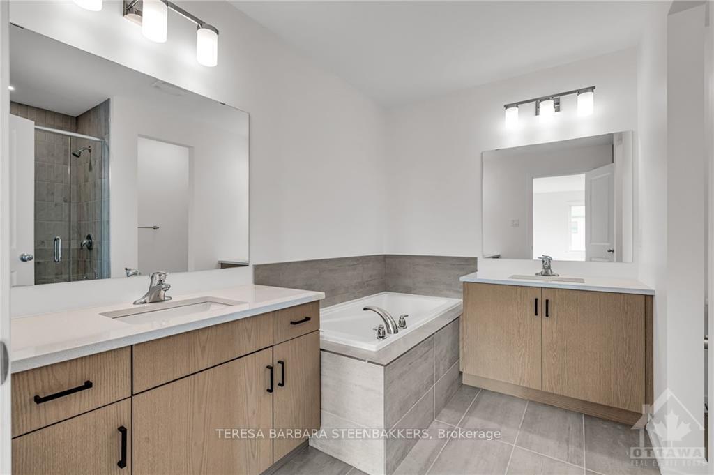 Photo 16 of 995 Acoustic Way, Ottawa, Riverside South/Gloucester Glen — HOMEH