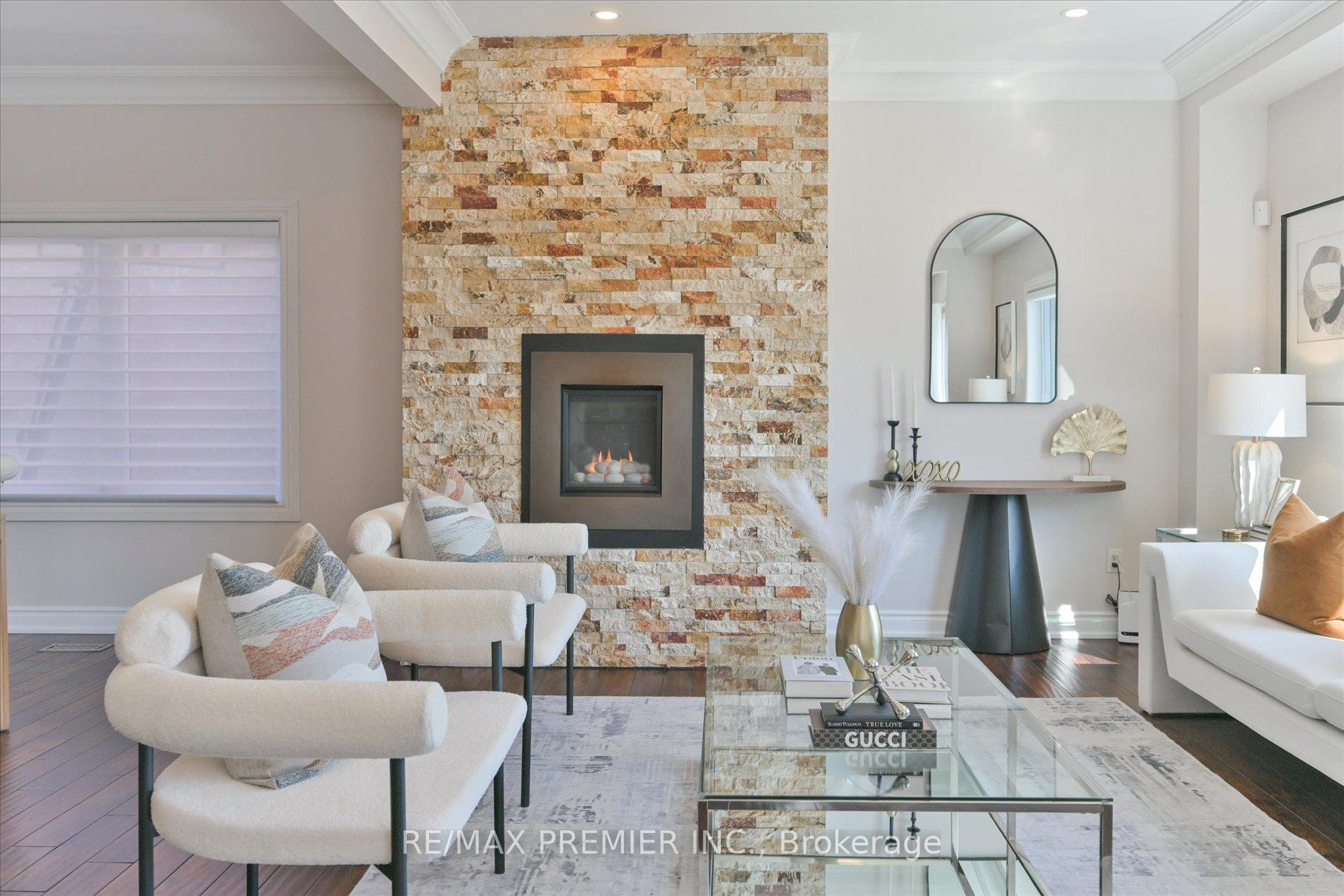 Photo 11 of 21 Donzi Lane, Vaughan, Patterson — HOMEH