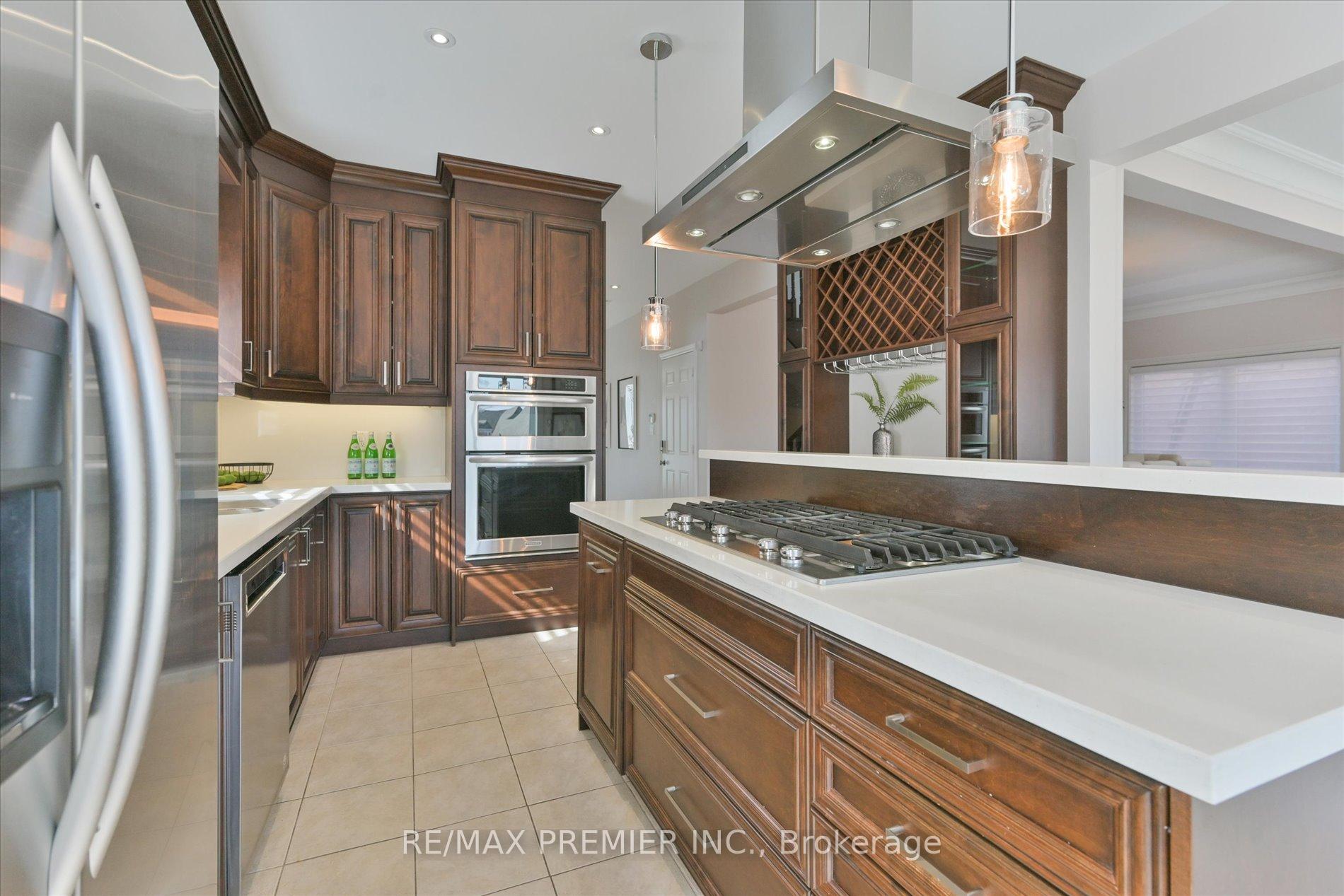 Photo 17 of 21 Donzi Lane, Vaughan, Patterson — HOMEH