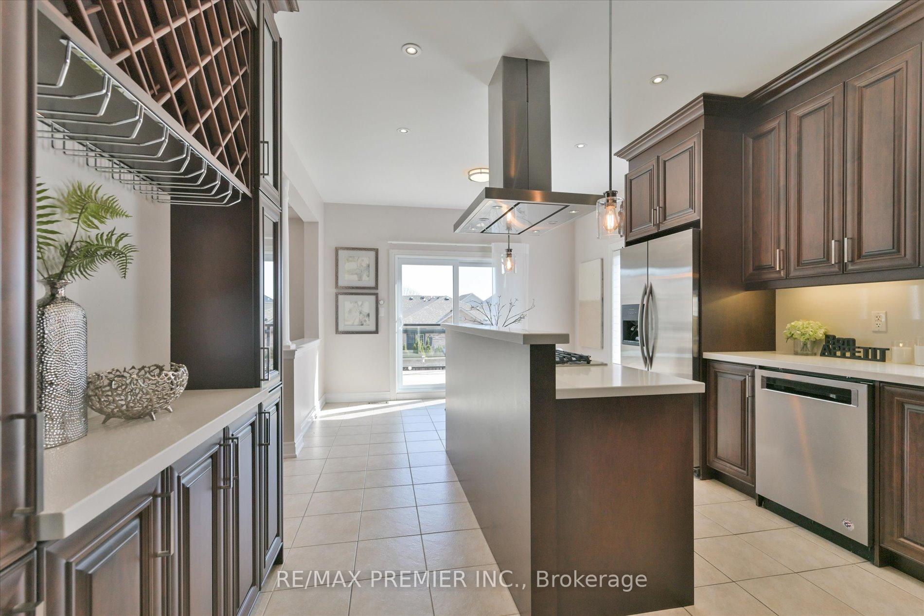 Photo 18 of 21 Donzi Lane, Vaughan, Patterson — HOMEH