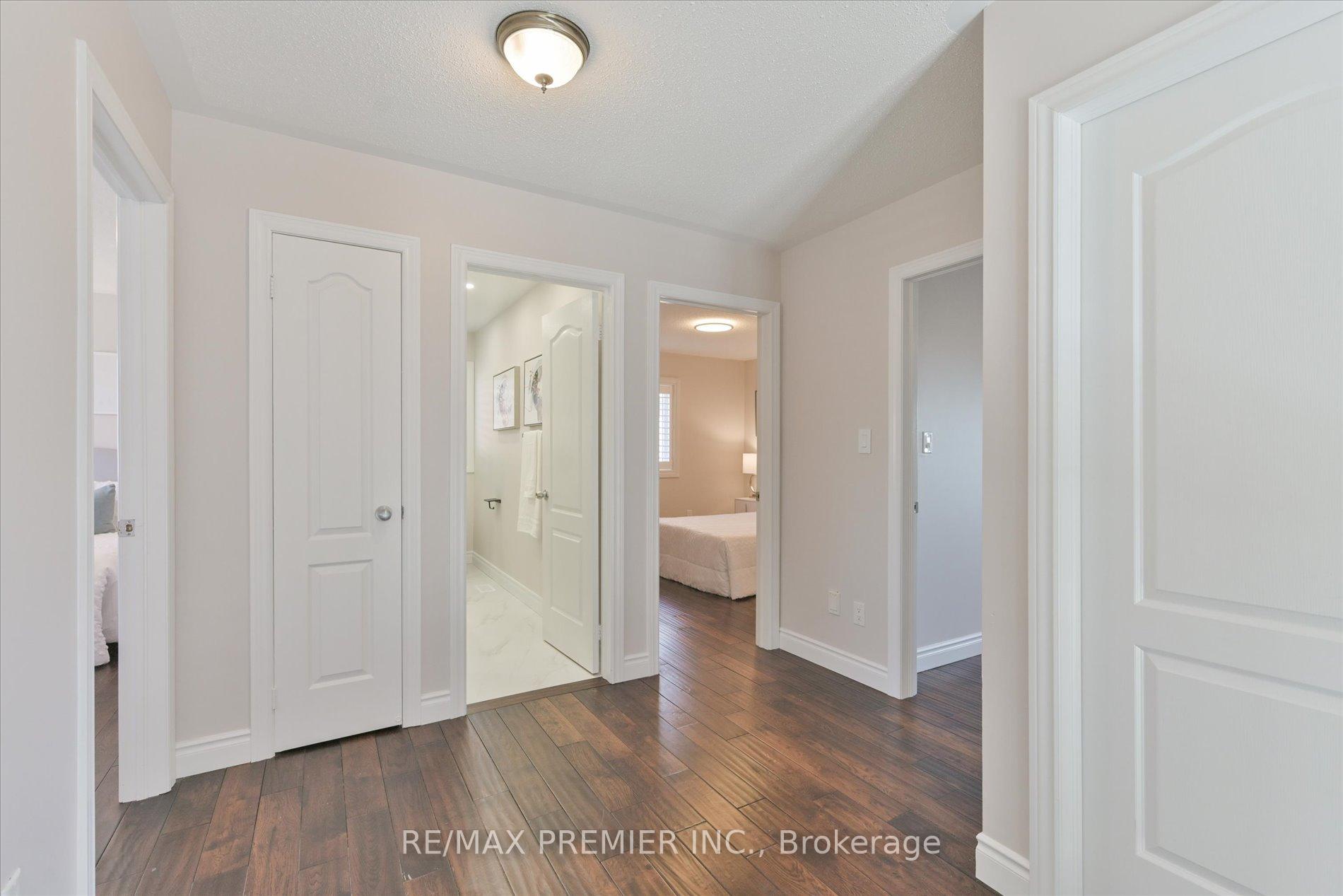 Photo 20 of 21 Donzi Lane, Vaughan, Patterson — HOMEH