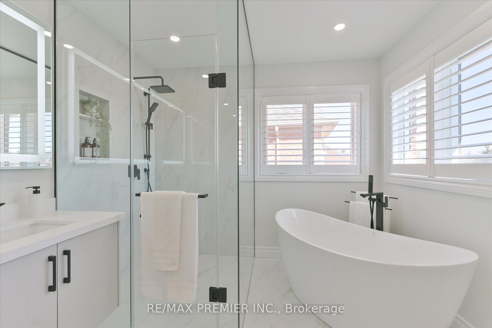 Photo 25 of 21 Donzi Lane, Vaughan, Patterson — HOMEH