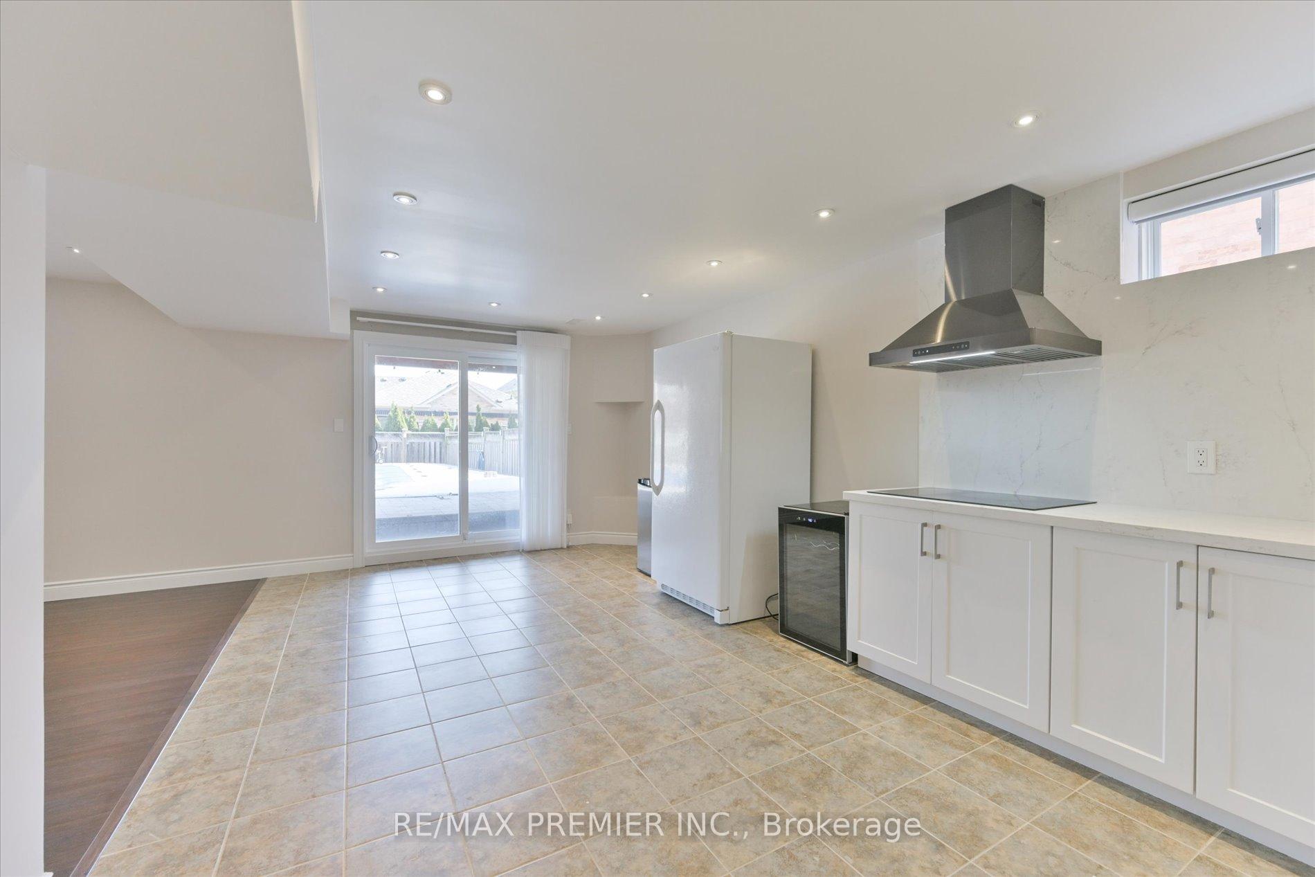 Photo 31 of 21 Donzi Lane, Vaughan, Patterson — HOMEH