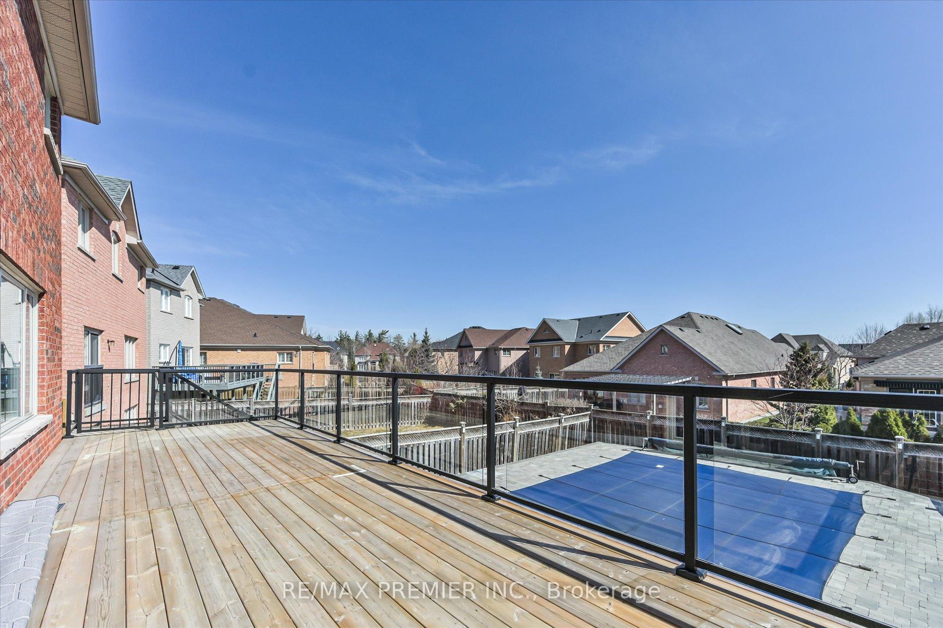 Photo 39 of 21 Donzi Lane, Vaughan, Patterson — HOMEH