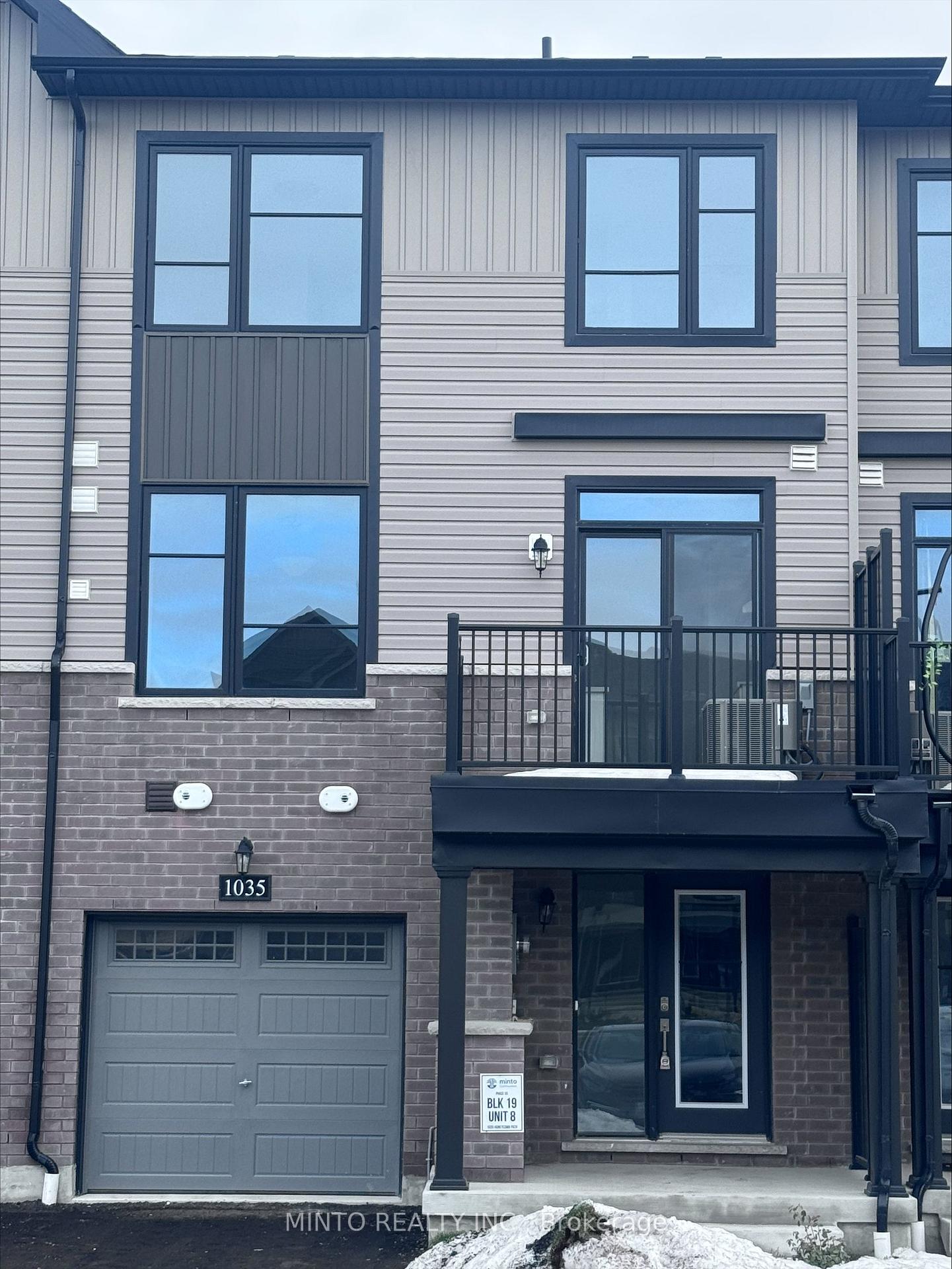 Photo 1 of 1035 Honeycomb Path, Oshawa, Kedron — HOMEH