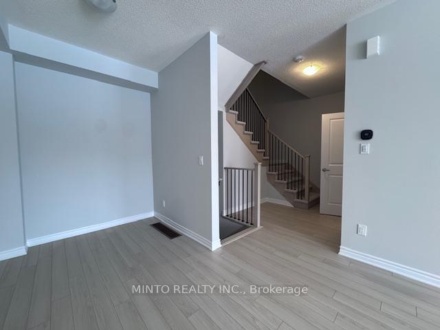 Photo 8 of 1035 Honeycomb Path, Oshawa, Kedron — HOMEH