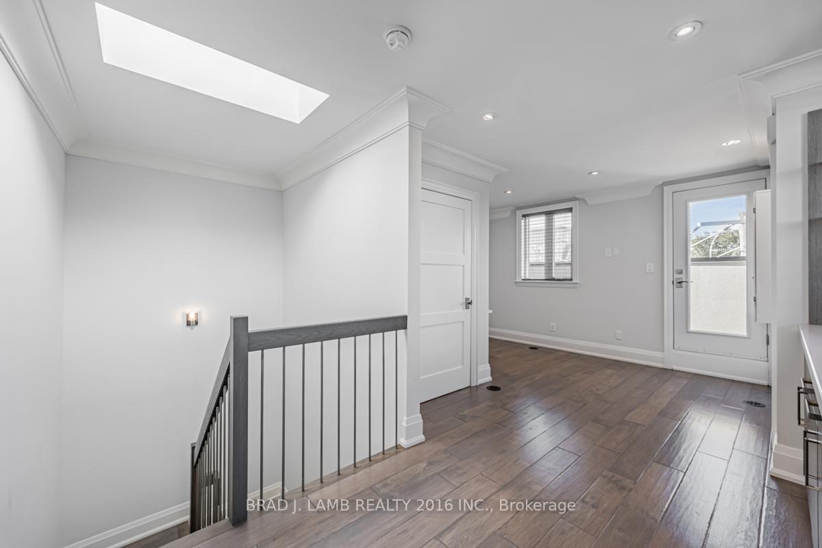 Photo 29 of 41A Burnaby Boulevard, Toronto, Lawrence Park South — HOMEH