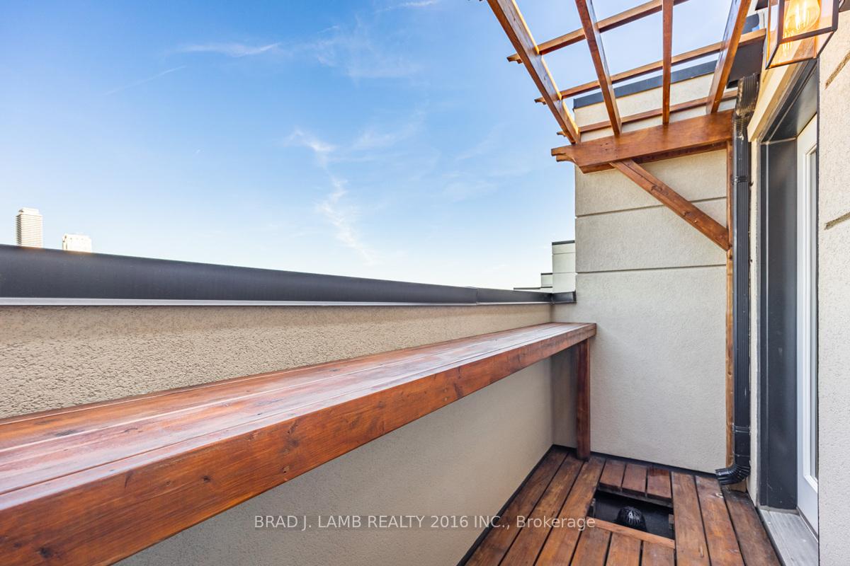 Photo 31 of 41A Burnaby Boulevard, Toronto, Lawrence Park South — HOMEH